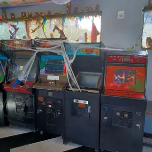 Over 1000 arcade games