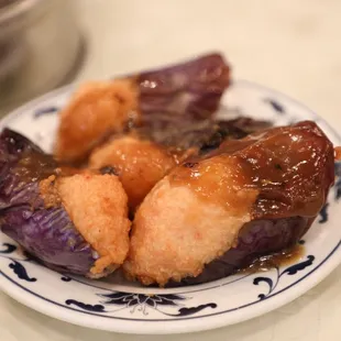 Instagram: @eat_saw_telle Eggplant Stuffed with Shrimp
