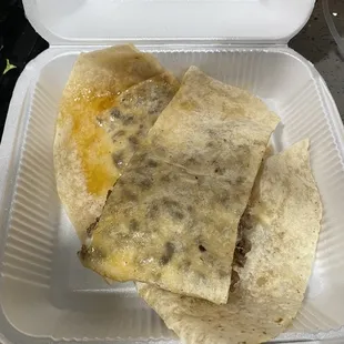 Love they load the carne asada in this quesadilla