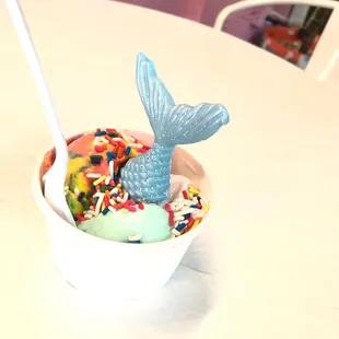 Cute and delicious tail!