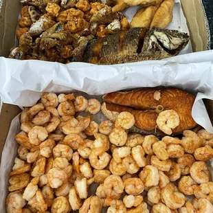 Peeled shrimp, salmon steak, baby octopus, catfish nugget, swai fish, tilapia