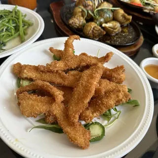 A3. Fried Calamari (Muc chien gion)