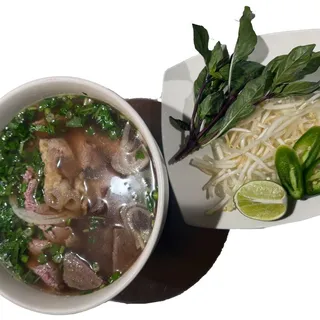 VP1. Combination Pho (Pho Dac biet)