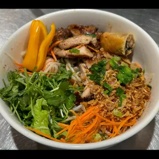Vermicelli Noodle Bowl (Bun thit nuong)