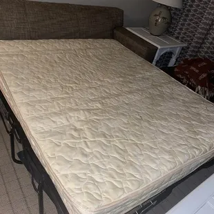 yellow mattress
