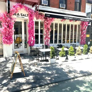 Enjoy Our Outdoor With Happy Hour !!