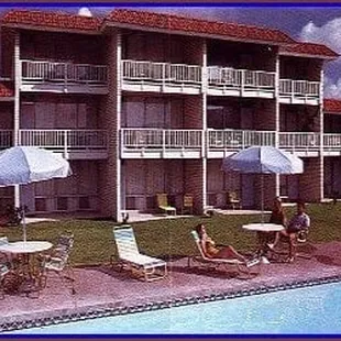 Sea Sands Condominium