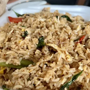 Basil fried rice with chicken
