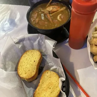 Gumbo with garlic bread