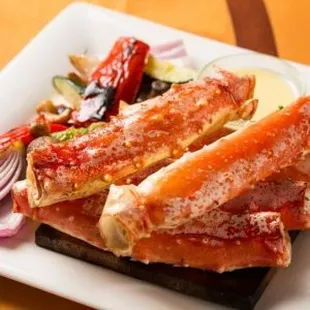 Delicious "Merus" cut King Crab!
