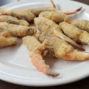 Wow! Crab fingers made a great appetizer!