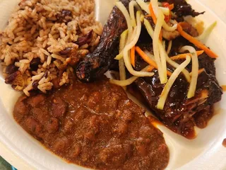 Delroy's Deli & Catering