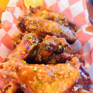 fried chicken, chicken wings, food, fried chicken wings, chicken wings and fried chicken, chicken, bbq wings, poultry, bbq chicken