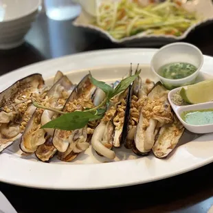 Grilled razor clams