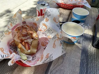 Mason’s Famous Lobster Rolls