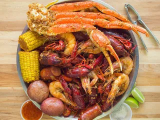 Cajun Crack'n