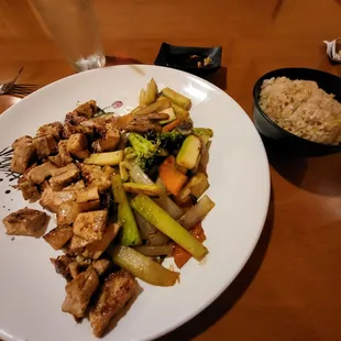 Chicken hibachi dinner with brown rice (comes with miso soup and salad)...