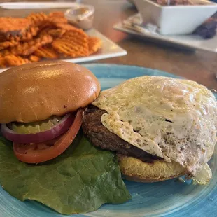 1/2 Lb Burger $10