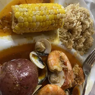 Shrimp and clams in seasoned butter...a lunch special!