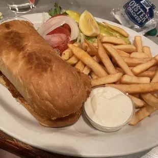 Fried Shrimp Po&apos; Boy