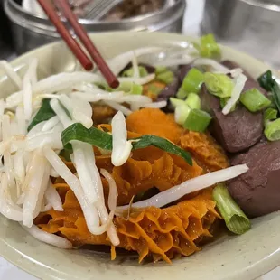 Pork tripe and steam blood