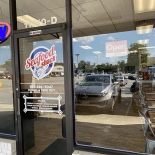 The entrance to an EXCELLENT, DELICIOUS and HOT MEAL!