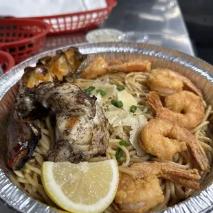  plate of shrimp and pasta