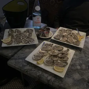 Happy Hour Oysters