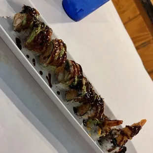 5. Fly Dragon Roll