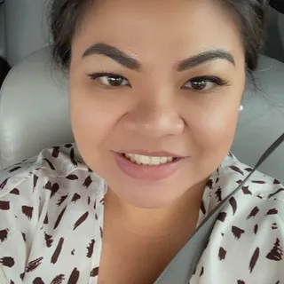 Nina C.
