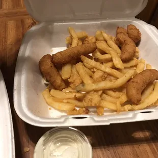 Some calabash shrimp left in the tray after getting all we wanted and fries