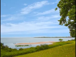 Waters Edge Apartments