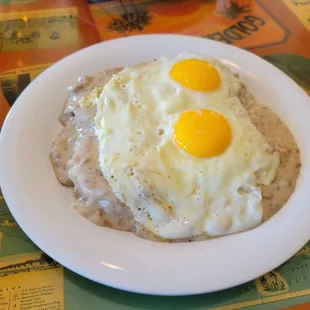 Sausage Gravey and Biscuts