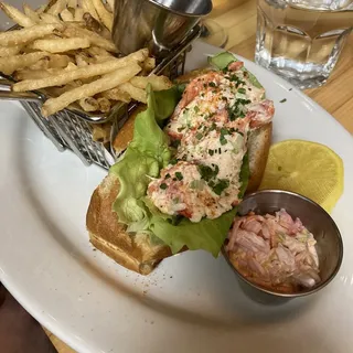 Maine Lobster Roll