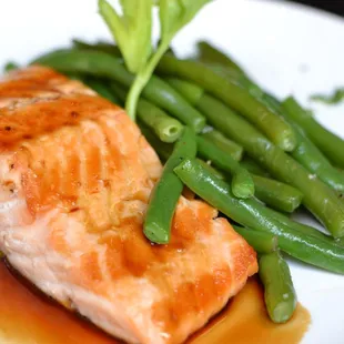 grilled seafood, grilled fish, fish, food, seafood