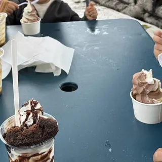Brownie Sundae