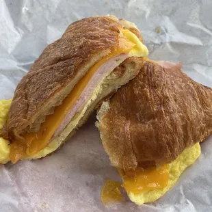 Ham, egg and cheese croissant