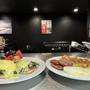 Bistro eggs Benedict