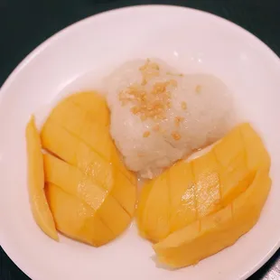 Sticky Rice with mangoes
