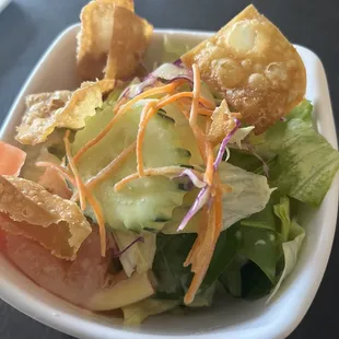 Lunch Thai salad