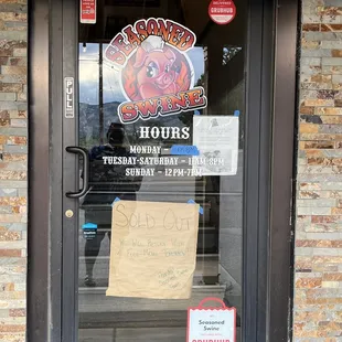 Entrance ( notice of being sold out of everything)