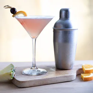 Wood-Grilled Filet Mignon served with asparagus, Yukon mash, red wine and mushroom sauce.