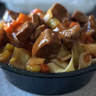 Braised beef noodles