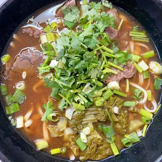 9. Classic Taiwanese Beef Noodle