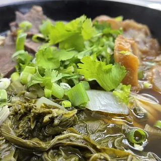 13. Beef and Tendon Combo Noodle Lunch