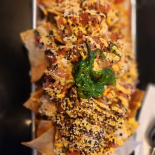 Famous poke nacho