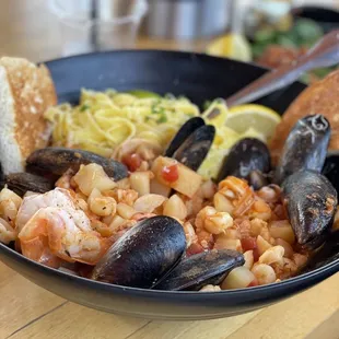 Seafood Cioppino