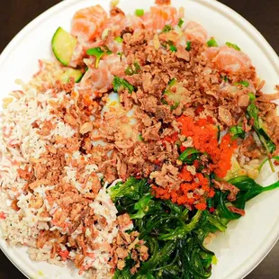 Garlic Salmon Poke Bowl