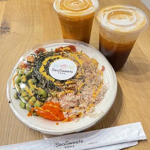 Large Spicy Tuna Poke Bowl and two Thai Iced Teas