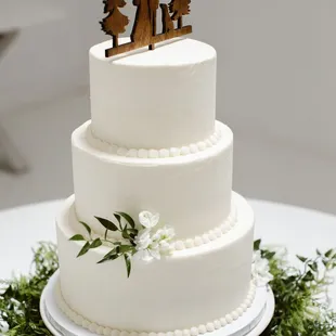 3 Tiered Wedding Cake (Serves 100)